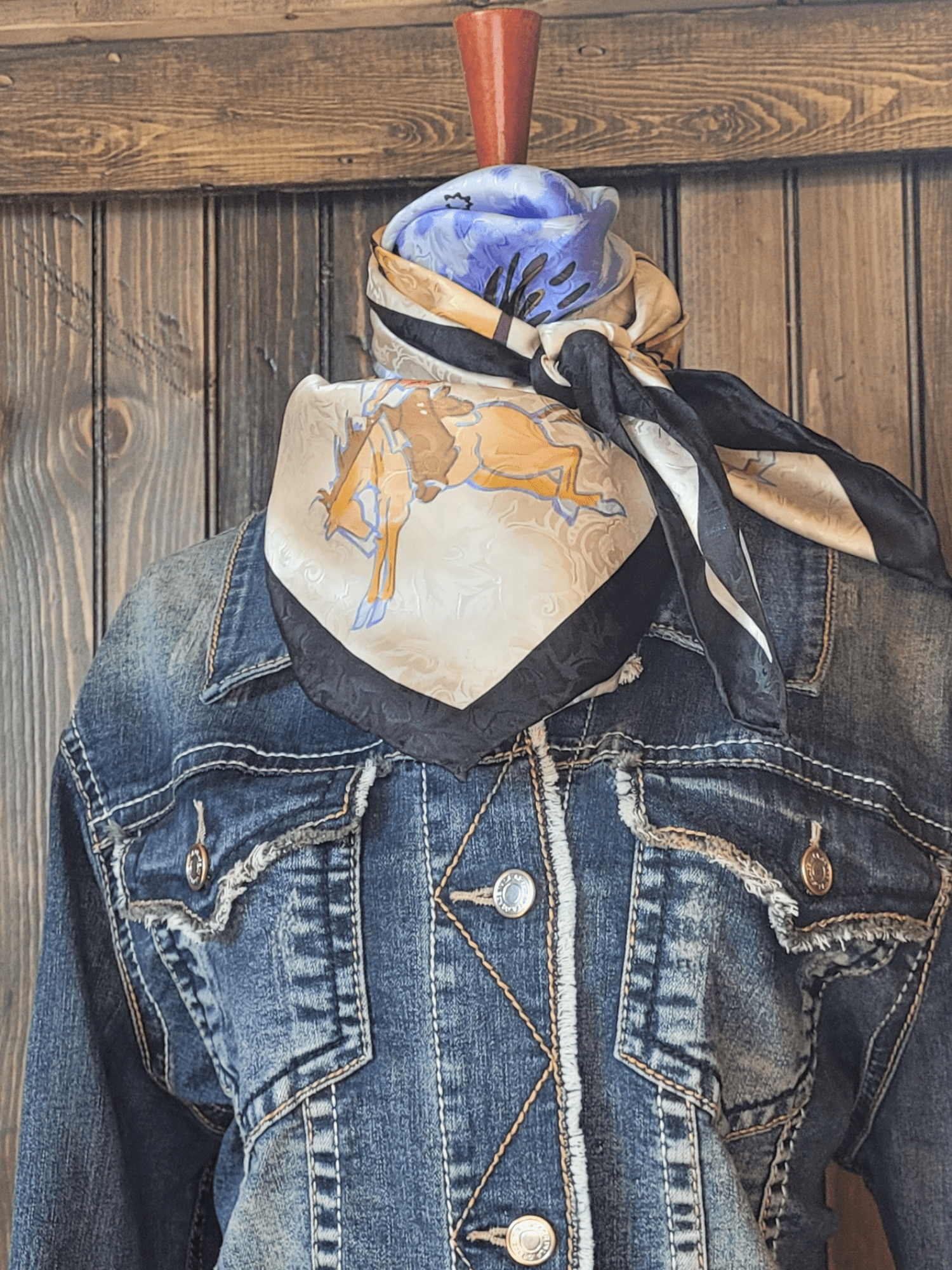 Teal Blake Limited Edition Ivory Windmill - Frank & Rio